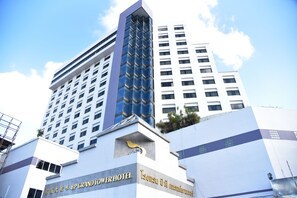 Exterior detail - BP Grand Tower Hotel (Hat Yai)