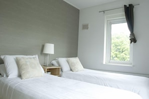 Twin Room | Iron/ironing board, free WiFi - The Red Ski House (Kutchan)