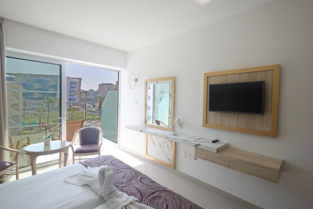 Photo - Tsokkos Protaras Beach Hotel