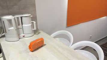 Studio | In-room dining