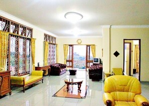 Interior detail - De Goti Dago Pakar (Bandung)