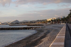 Στην παραλία