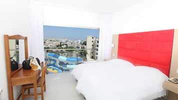 Studio | Minibar, iron/ironing board, WiFi, bed sheets