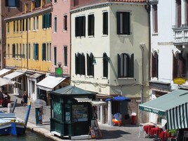 Facciata della struttura