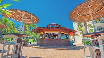 Bar (en la propiedad)