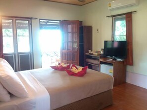 Pool Sea View bungalow (Aircon) | Minibar, Schreibtisch, Zustellbetten, kostenloses WLAN