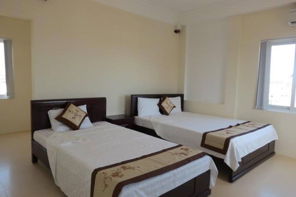 triple room | minibar, desk, soundproofing, free wifi