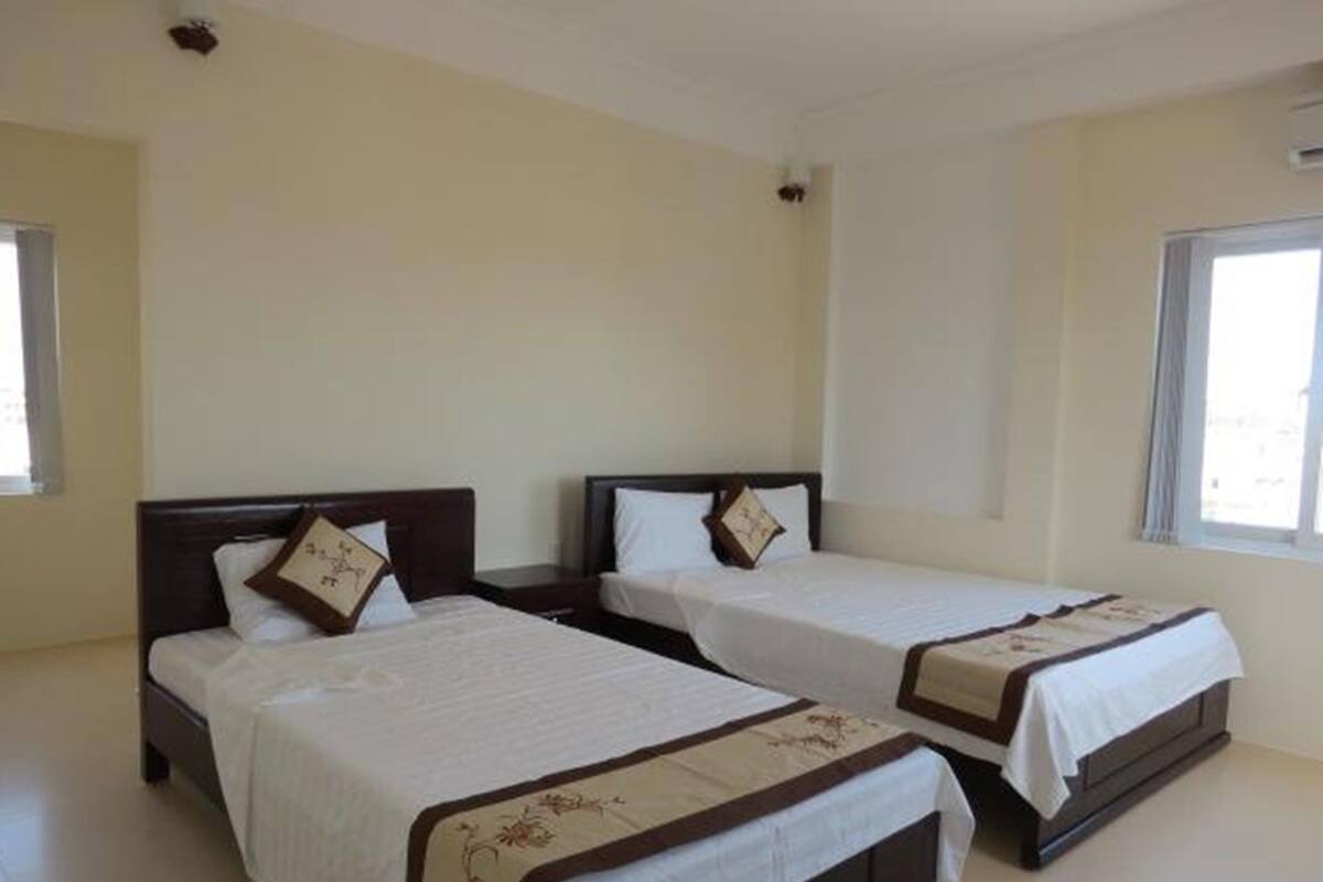 Minibar, escritorio, sistema de insonorización y wifi gratis