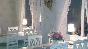 Bao gồm bữa sáng 