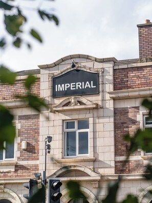 Exterior - Imperial Salford Hotel (Salford)