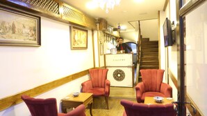 Interior entrance - Hotel Ankatra (Ankara)