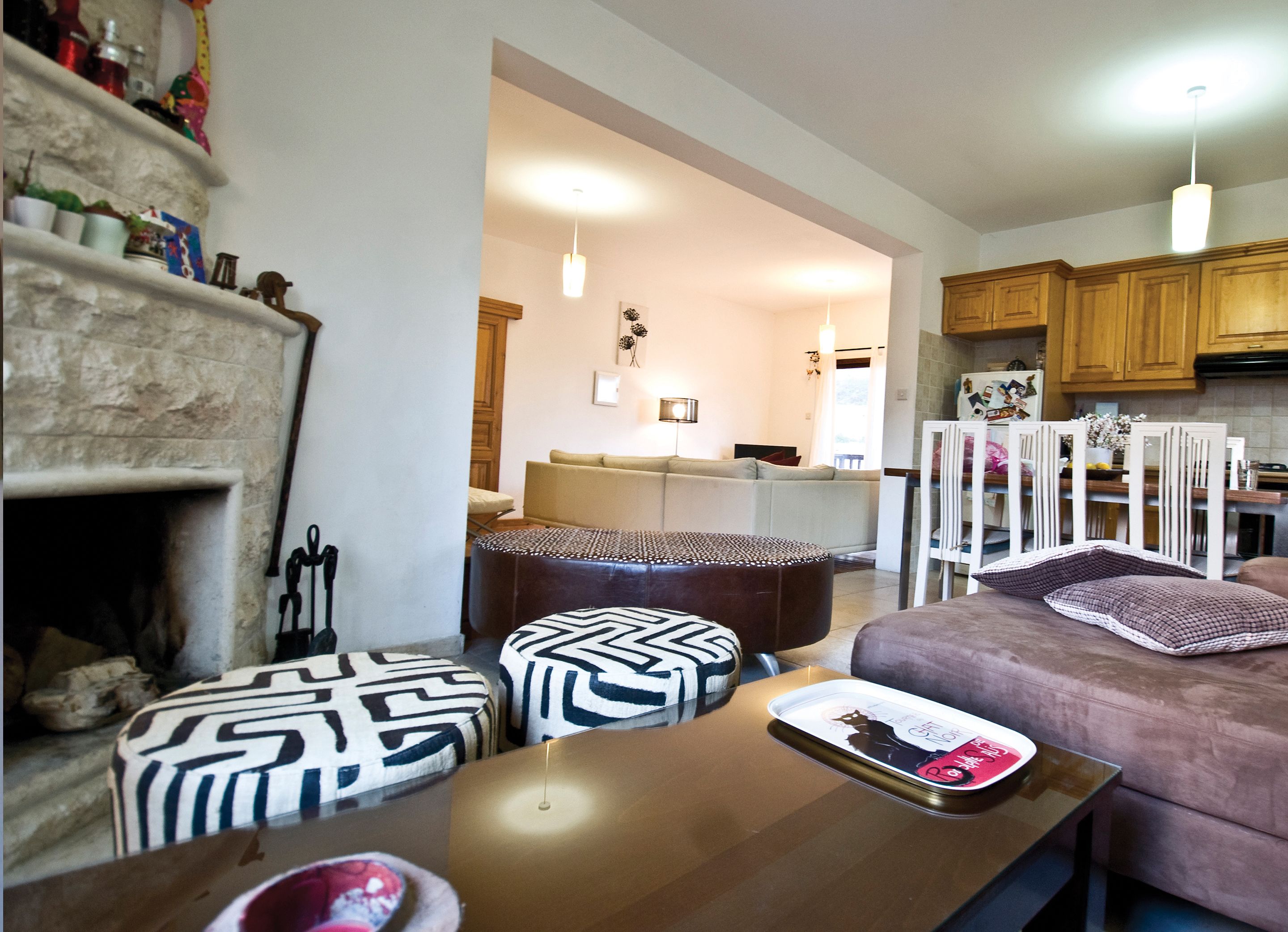 Villa, 3 habitaciones, vista a la montaña | Área de sala de estar | Televisión de pantalla plana de 40 pulgadas con canales por cable 