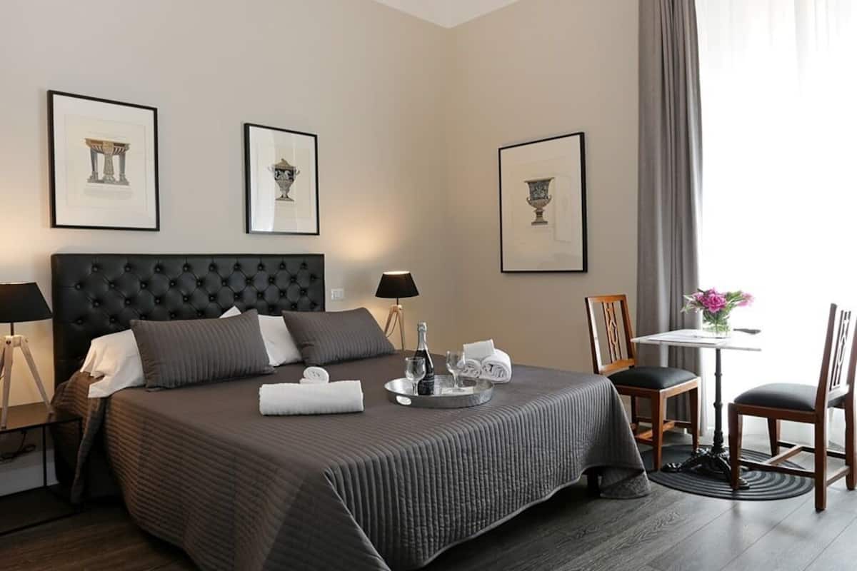 Superior Triple Room, Private Bathroom