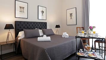 Superior Triple Room, Private Bathroom