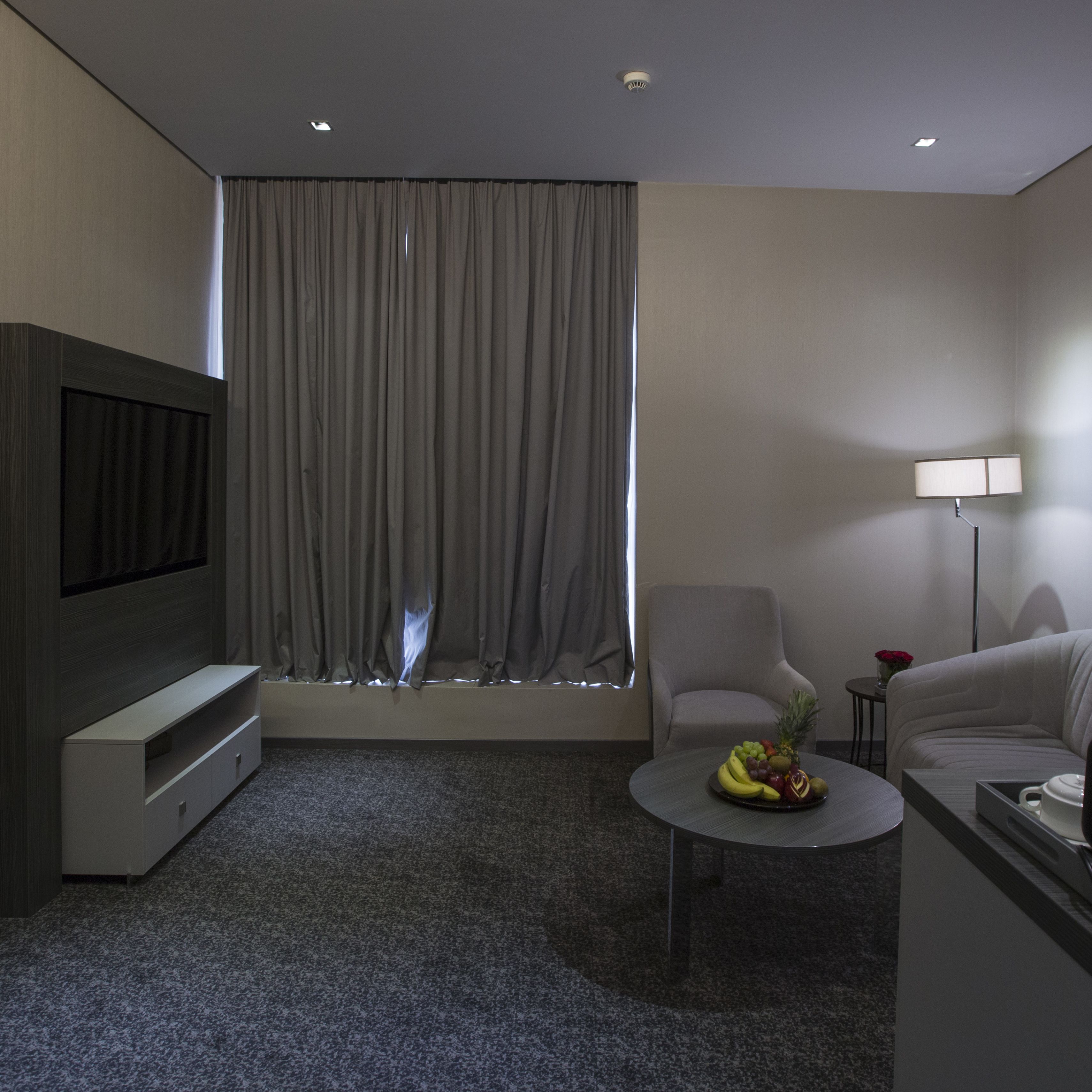 48-inch led tv with digital channels, tv