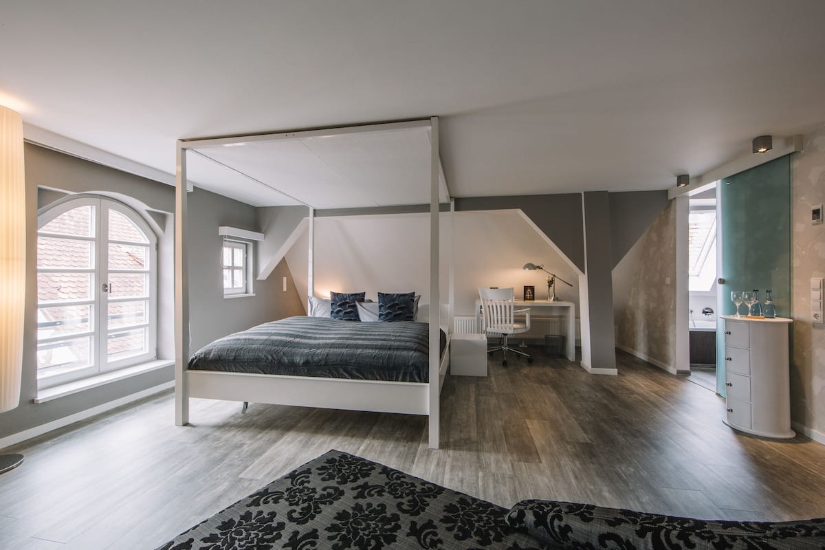 Junior suite | 1 slaapkamer, luxe beddengoed, verduisterende gordijnen