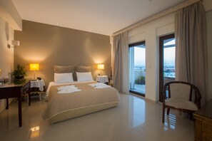 In-room safe, blackout curtains, soundproofing, free cots/infant beds - Dali Luxury Rooms (Zakynthos)