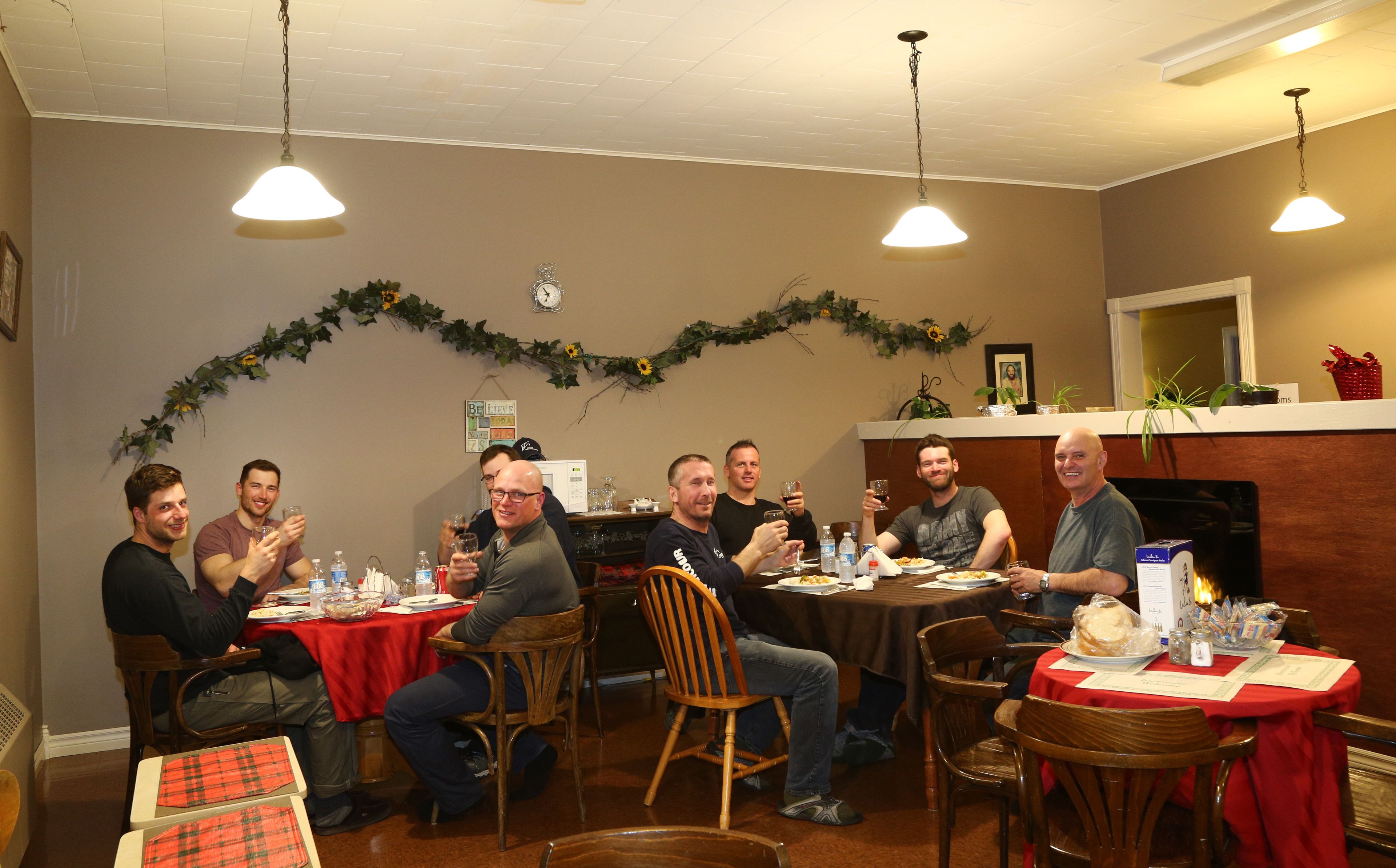 lunch and dinner served