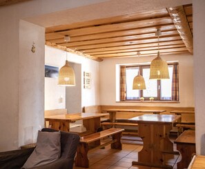 Dining - Hotel Bahnhof (Zermatt)