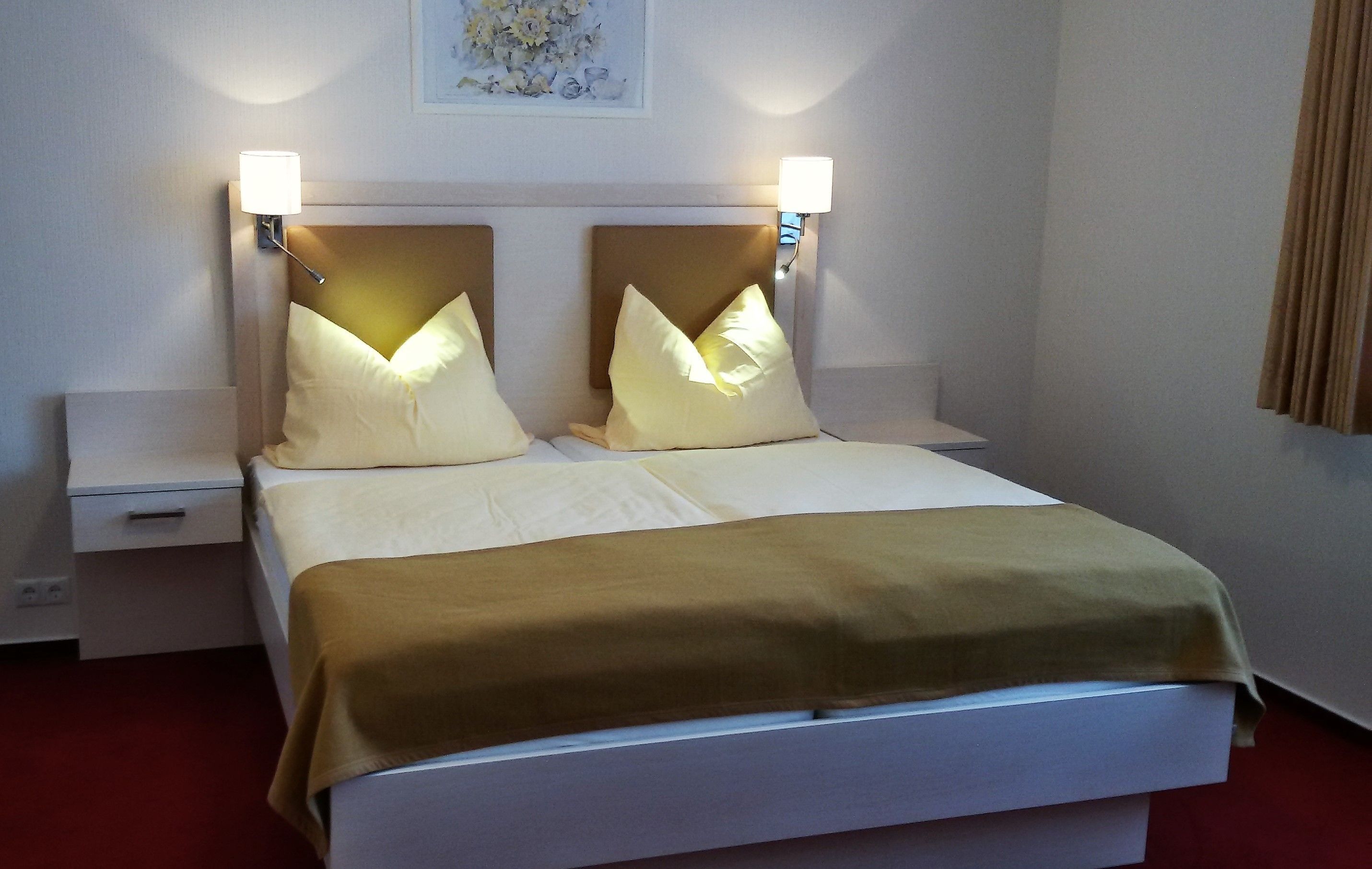 premium bedding, individually decorated, individually furnished, desk