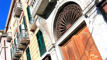 Entrada al alojamiento