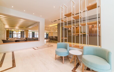 Hotel Palmyra - view 2