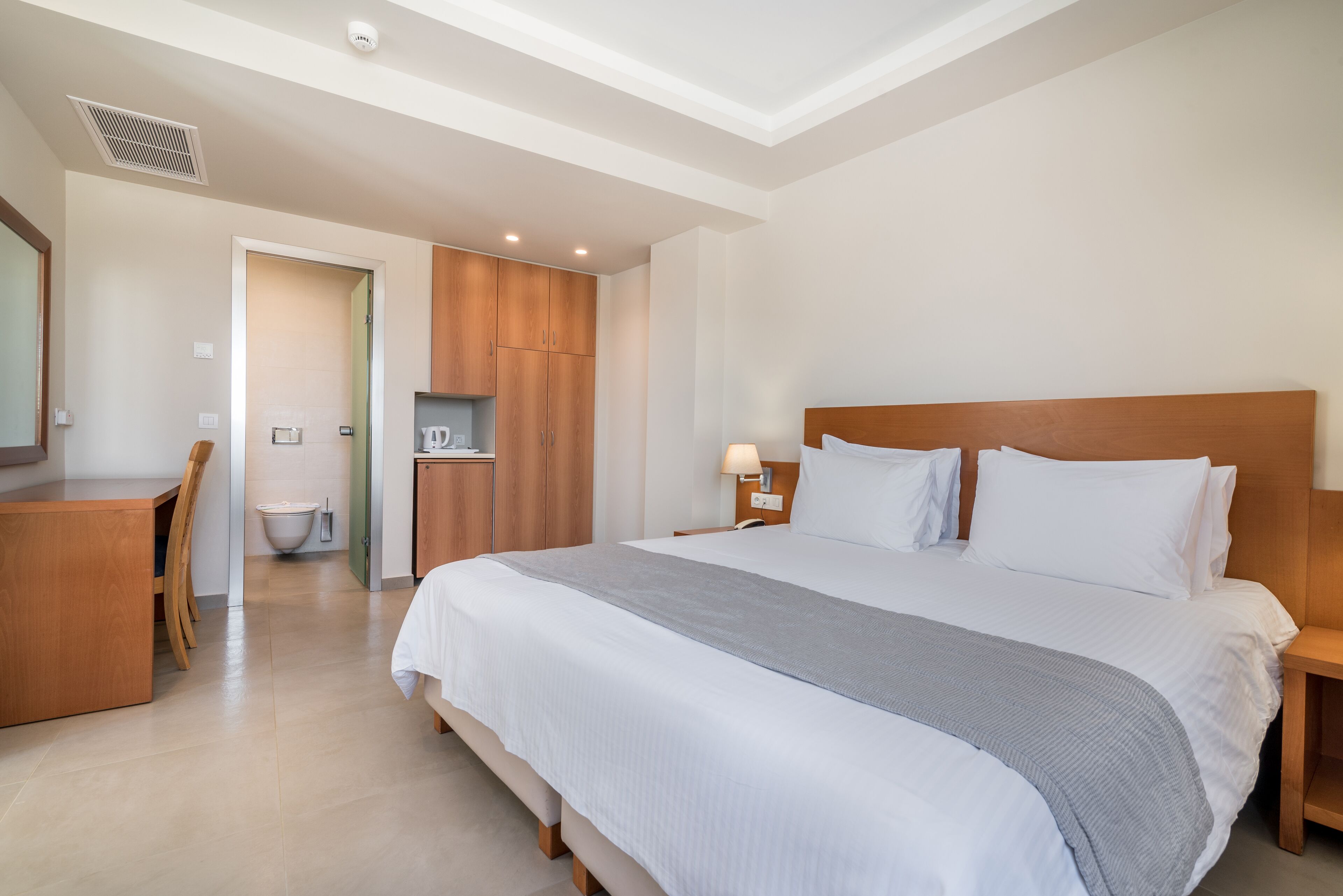 superior room | 1 bedroom, premium bedding, pillow-top beds, in-room safe