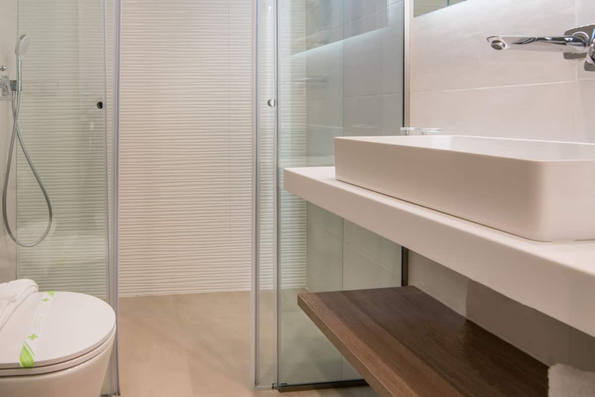 single room | 1 bedroom, premium bedding, pillow-top beds, in-room safe