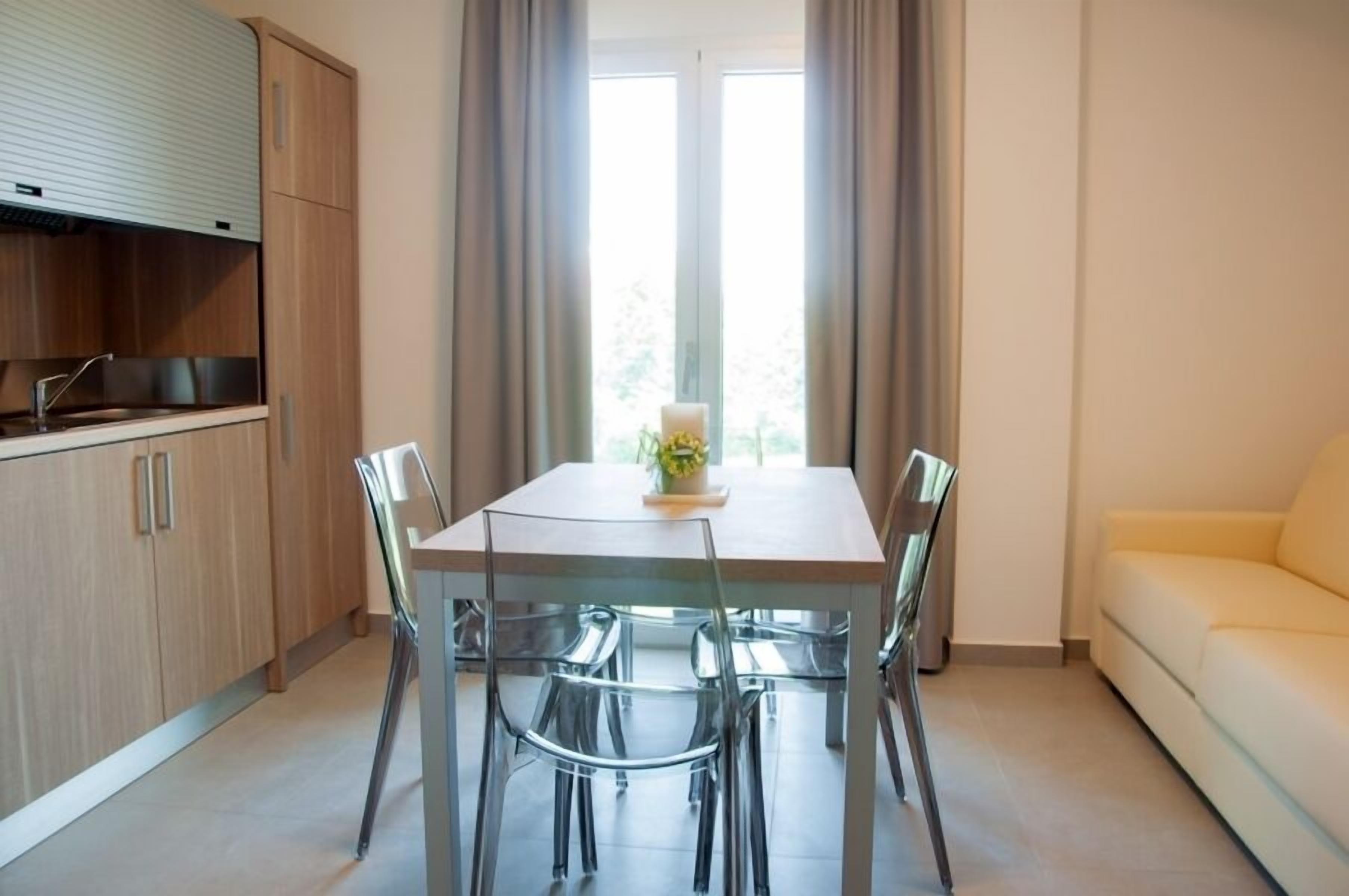 apartment, 2 bedrooms | in-room dining