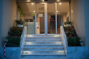 Borne des arrivées/des départs