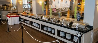 Hotel San Marcos Grand