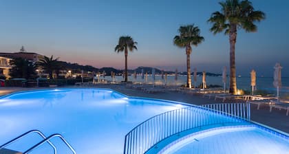 Xenos Kamara Beach