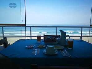Restaurant - Hotel Meflo Playa Grande (Chala)