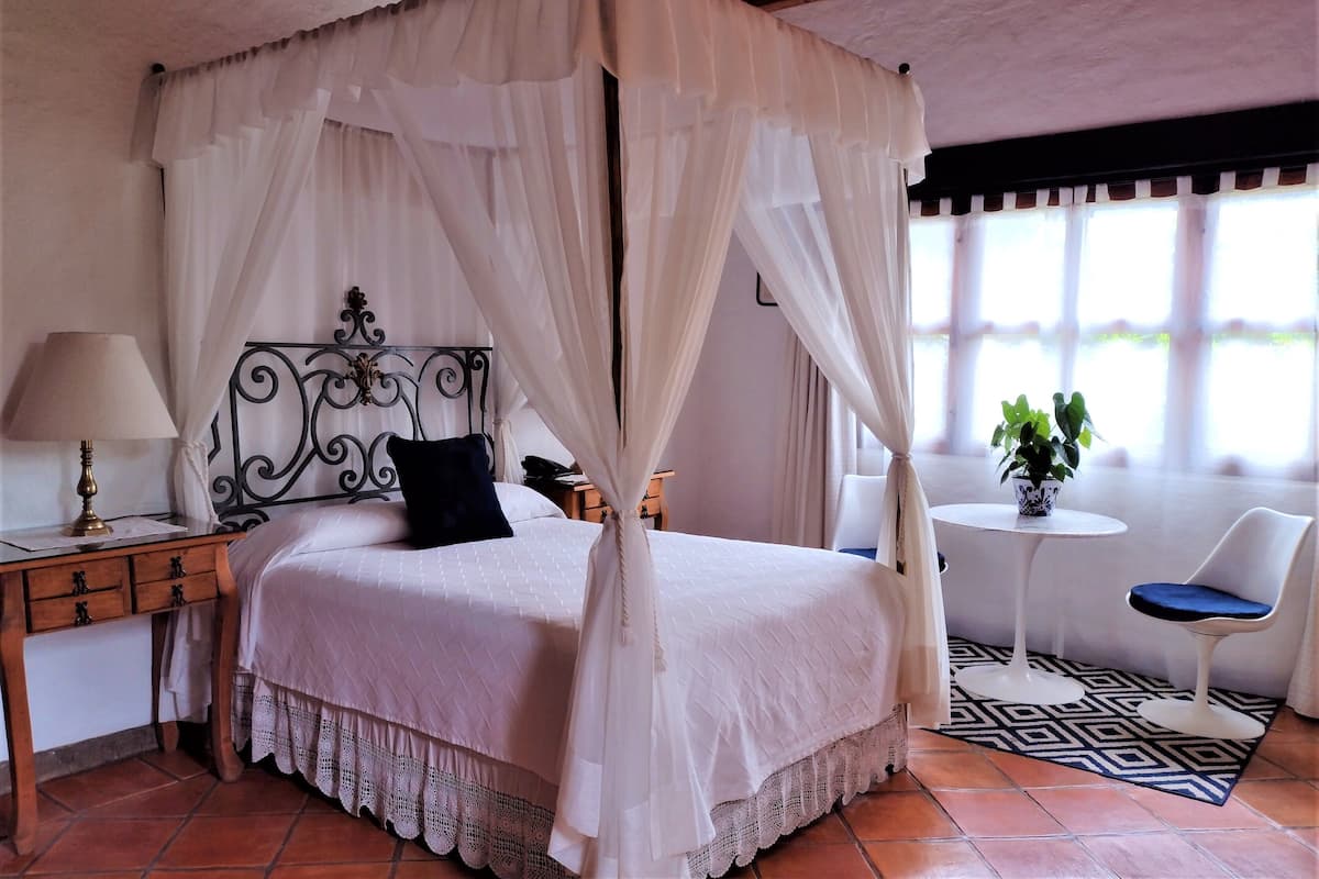 Standard Room, 1 Double Bed | Premium bedding, in-room safe, individually decorated