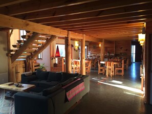 Interior - Hostal Andes Pucon (Pucón)