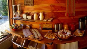 Buffet - Hostal Andes Pucon (Pucón)
