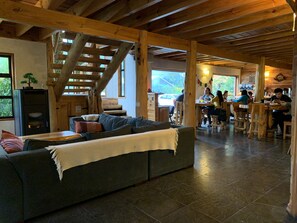 Breakfast, lunch, dinner served; Regional cuisine - Hostal Andes Pucon (Pucón)