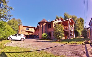 Front of property - Hostal Andes Pucon (Pucón)