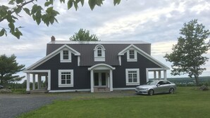 Exterior detail - The Tranquility Suites (Kingsclear)