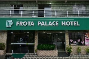 Front of property - Frota Palace Hotel (Macapa)