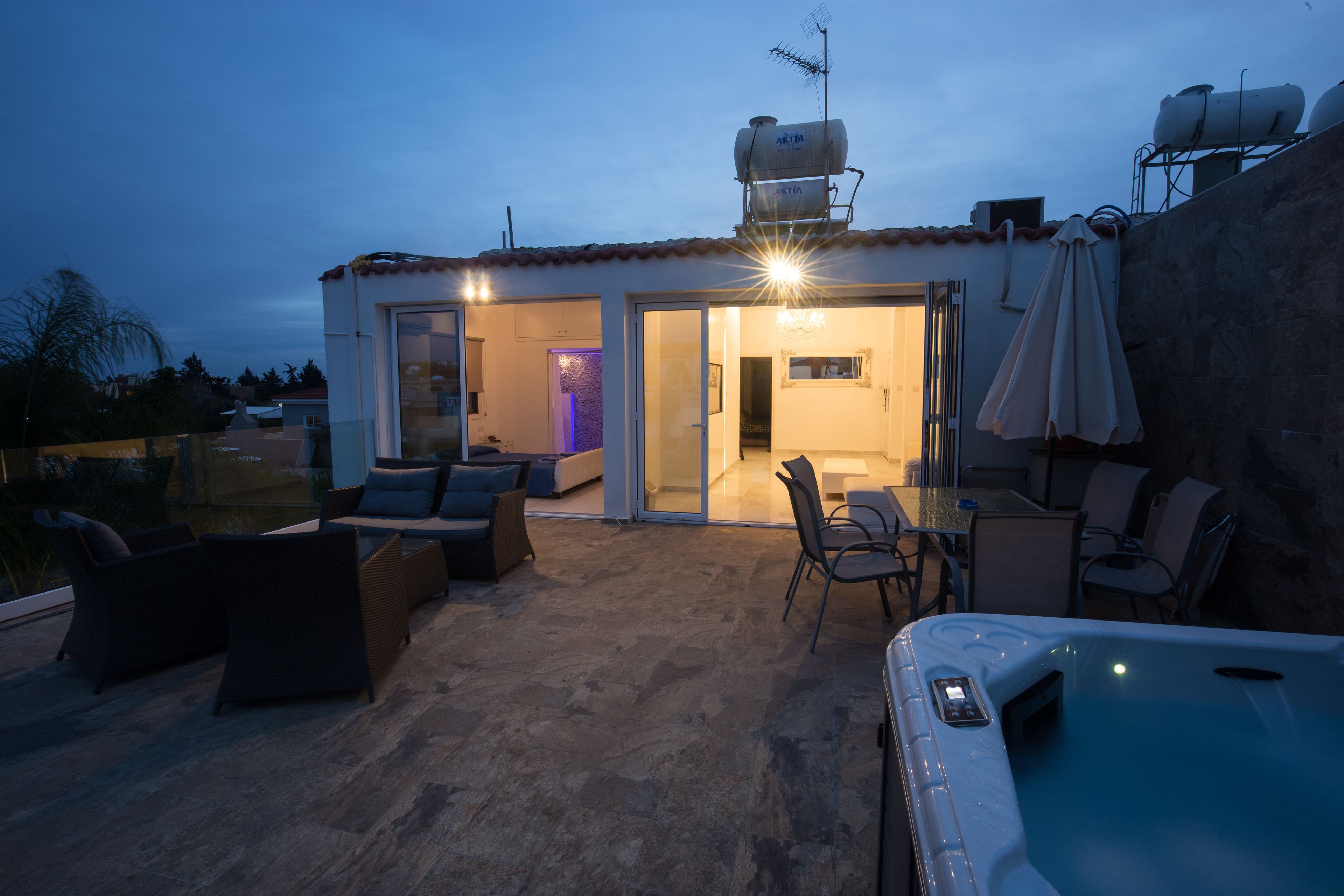 Appartement Luxe, 3 chambres, bain à remous (Terrace, 7) | Terrasse/Patio