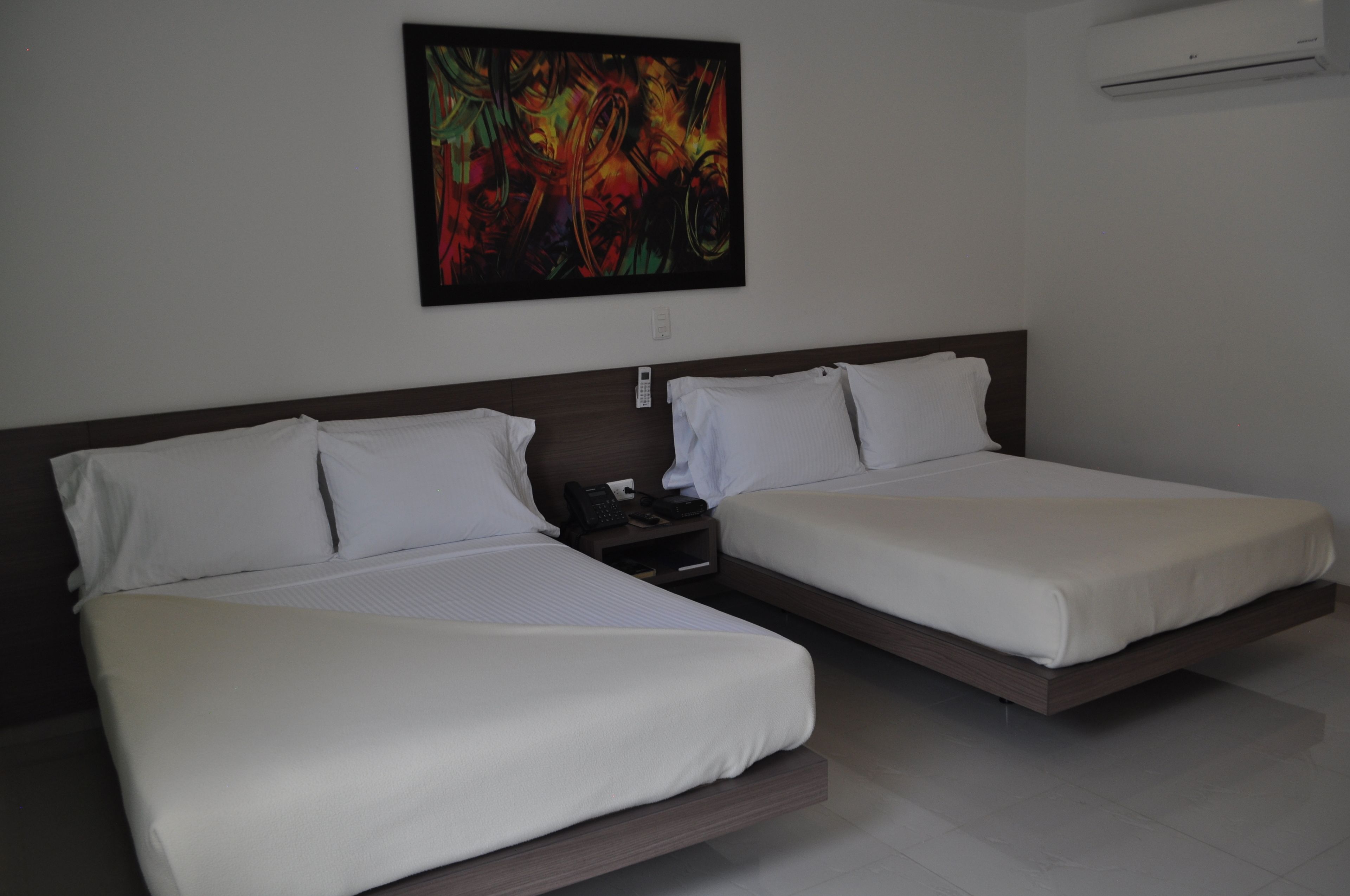 twin room | minibar, in-room safe, desk, soundproofing