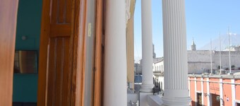 Mango Hostel Bed & Breakfast