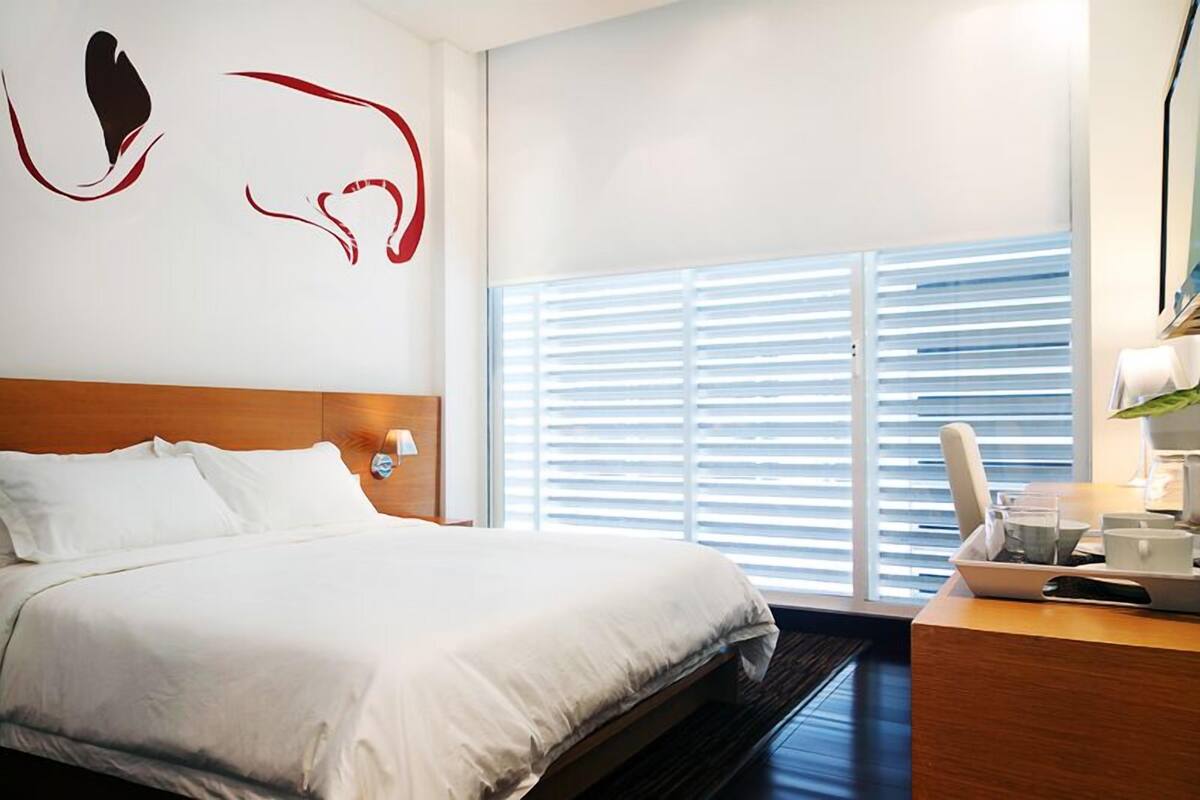 Executive Room