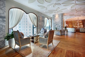 Couples treatment room(s), sauna, steam room, body treatments