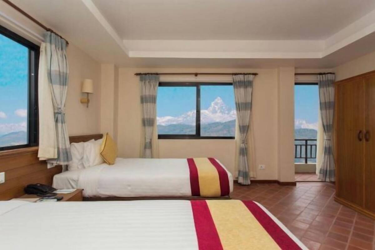 Premium bedding, in-room safe, desk, soundproofing