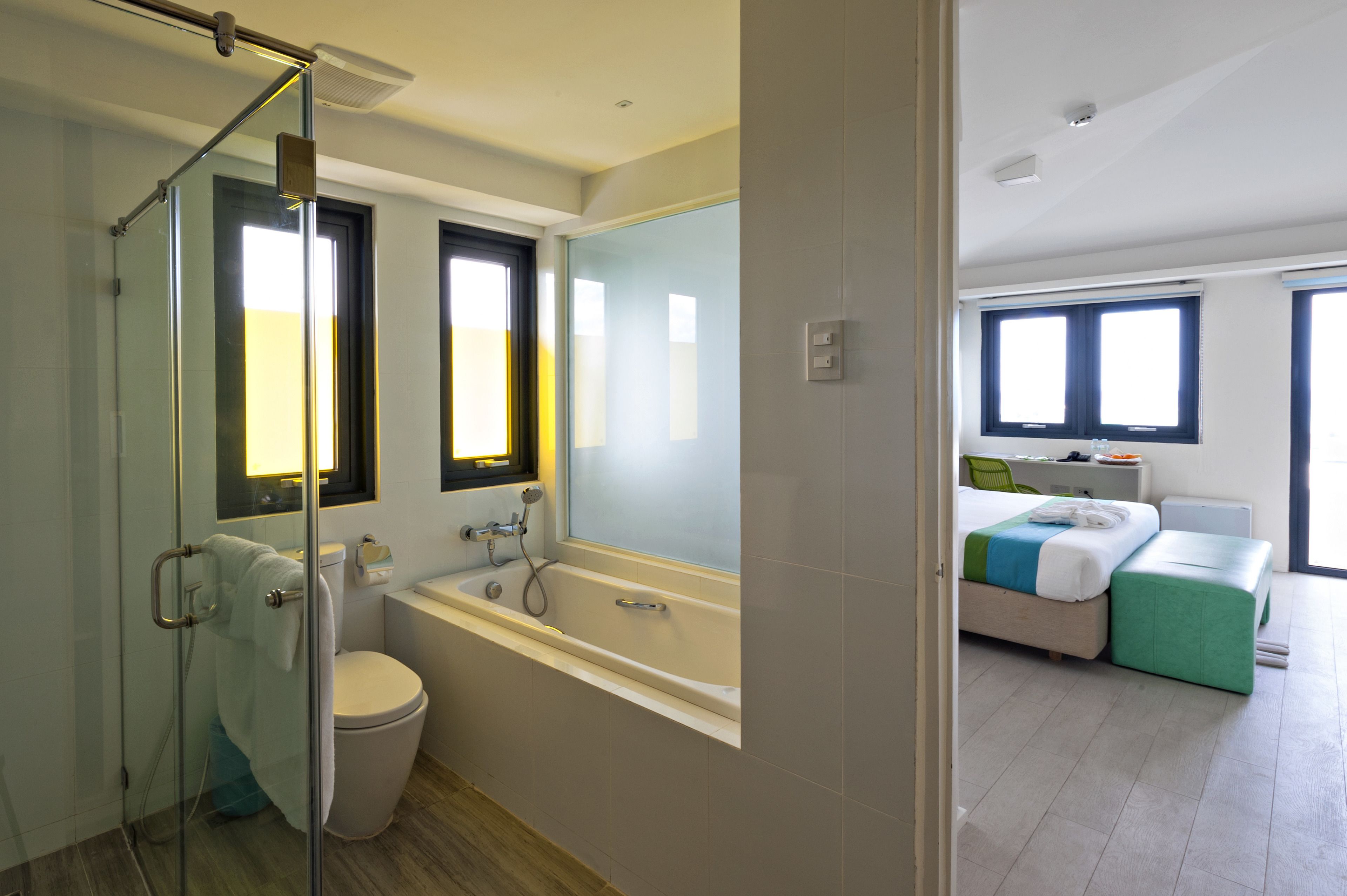 penthouse, 1 king bed | bathroom | free toiletries, hair dryer, bidet, towels