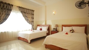 Flat-screen TV - Nam Quan Hotel (Da Nang)
