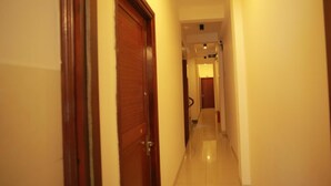 Hallway - Nam Quan Hotel (Da Nang)
