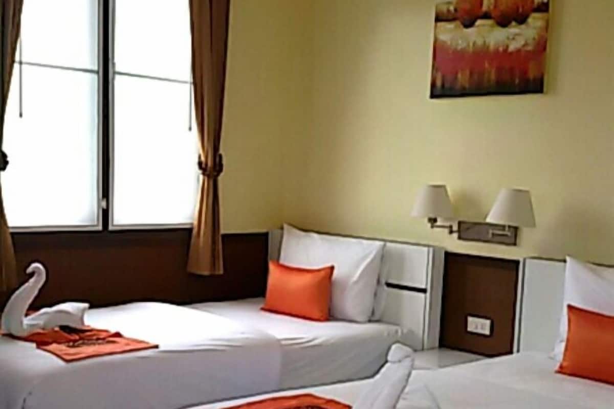 Superior Bungalow, 2 Twin Beds, Non Smoking | WiFi (free)